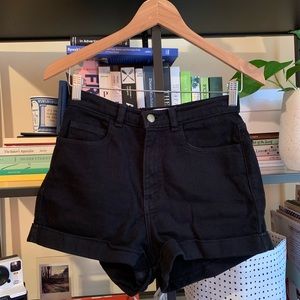 🖤 High-Waist Shorts 🖤